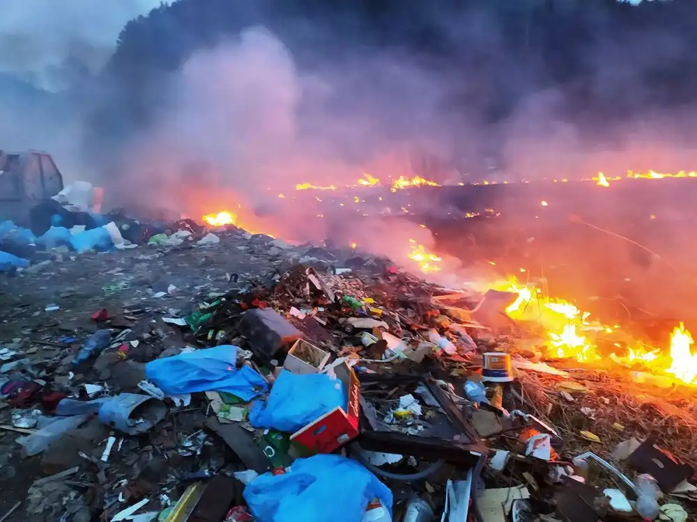 27 pożarów, 17 miejscowych zagrożeń. Sądeccy strażacy podsumowali okres świąteczny