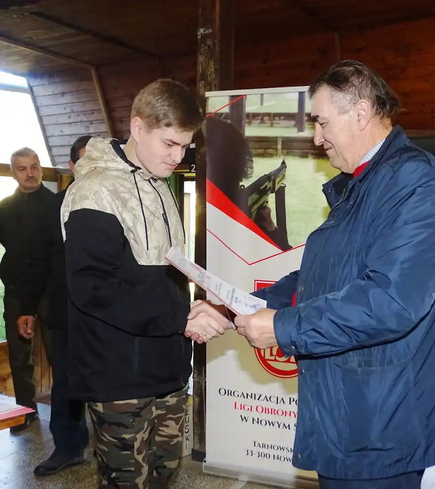 Niepodległościowe strzelanie w LOK w Nowym Sączu