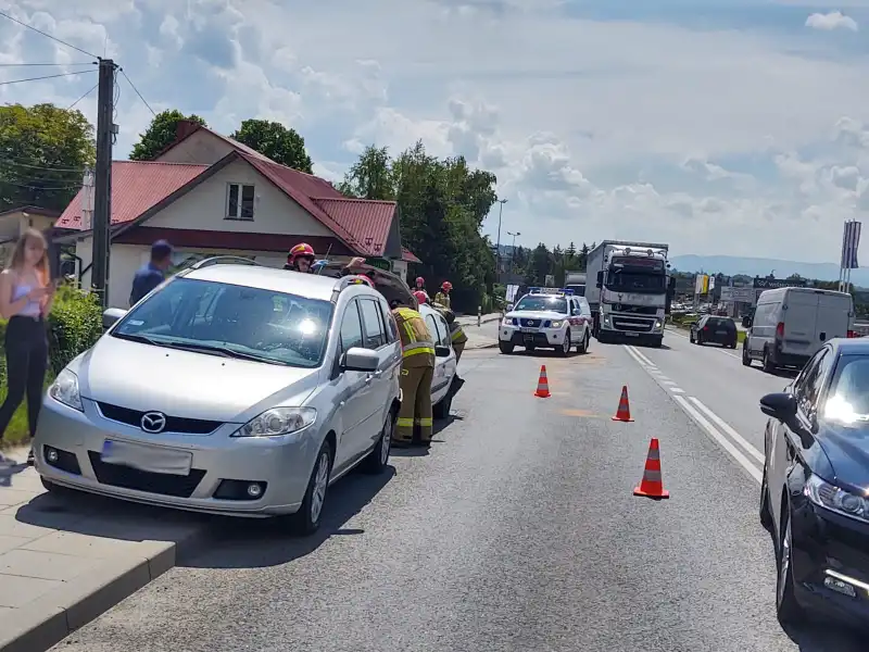 Kraksa na DK75 w Wielogłowach