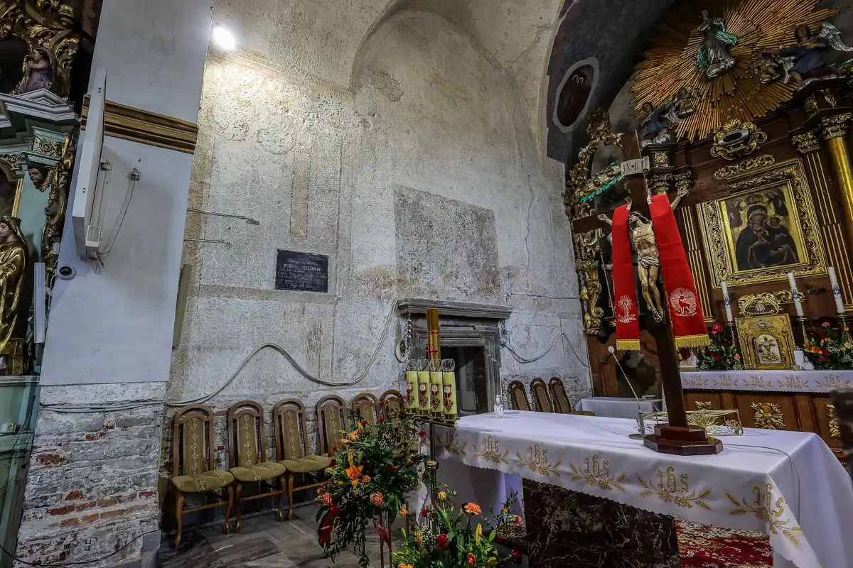 Parafia pw. Narodzenia Najświętszej Maryi Panny w Jazowsku z promesą na kontynuacje prac konserwatorskich