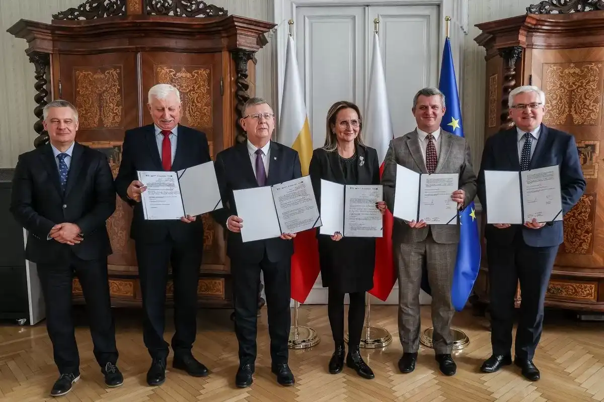 Zwiększono dofinansowanie na niskoemisyjny transport miejski w Limanowej