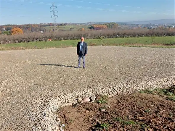 Przy Cmentarzu Komunalnym w Podegrodziu jest nowy parking