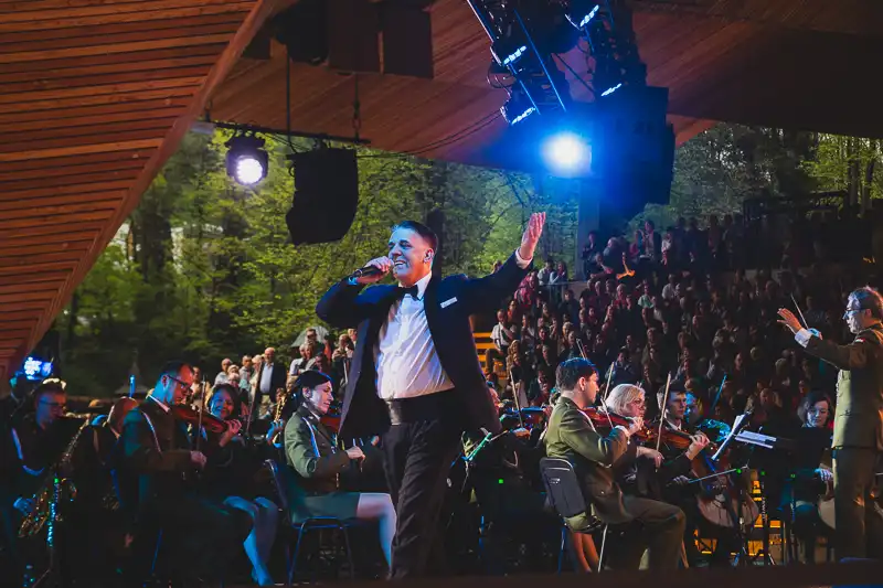 Wiwat Maj! Koncert na 234. rocznicę Konstytucji 3 Maja otworzył sezon w Krynicy-Zdroju