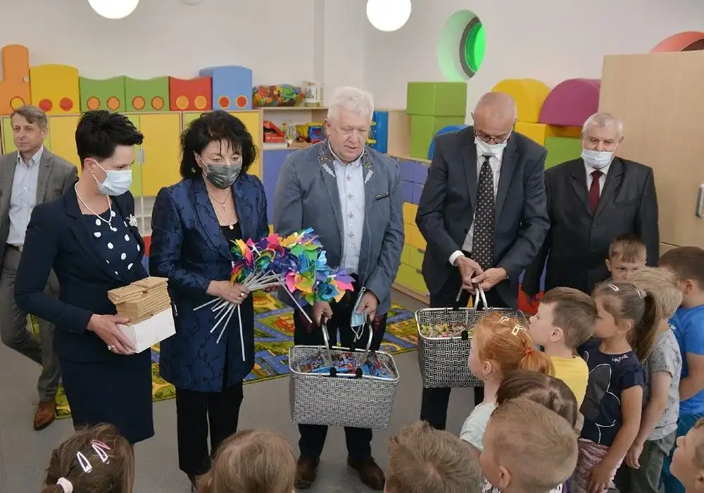 Gmina Biecz: Blisko 4 mln zł unijnego wsparcia na rozwój placówek szkolnych i przedszkolnych