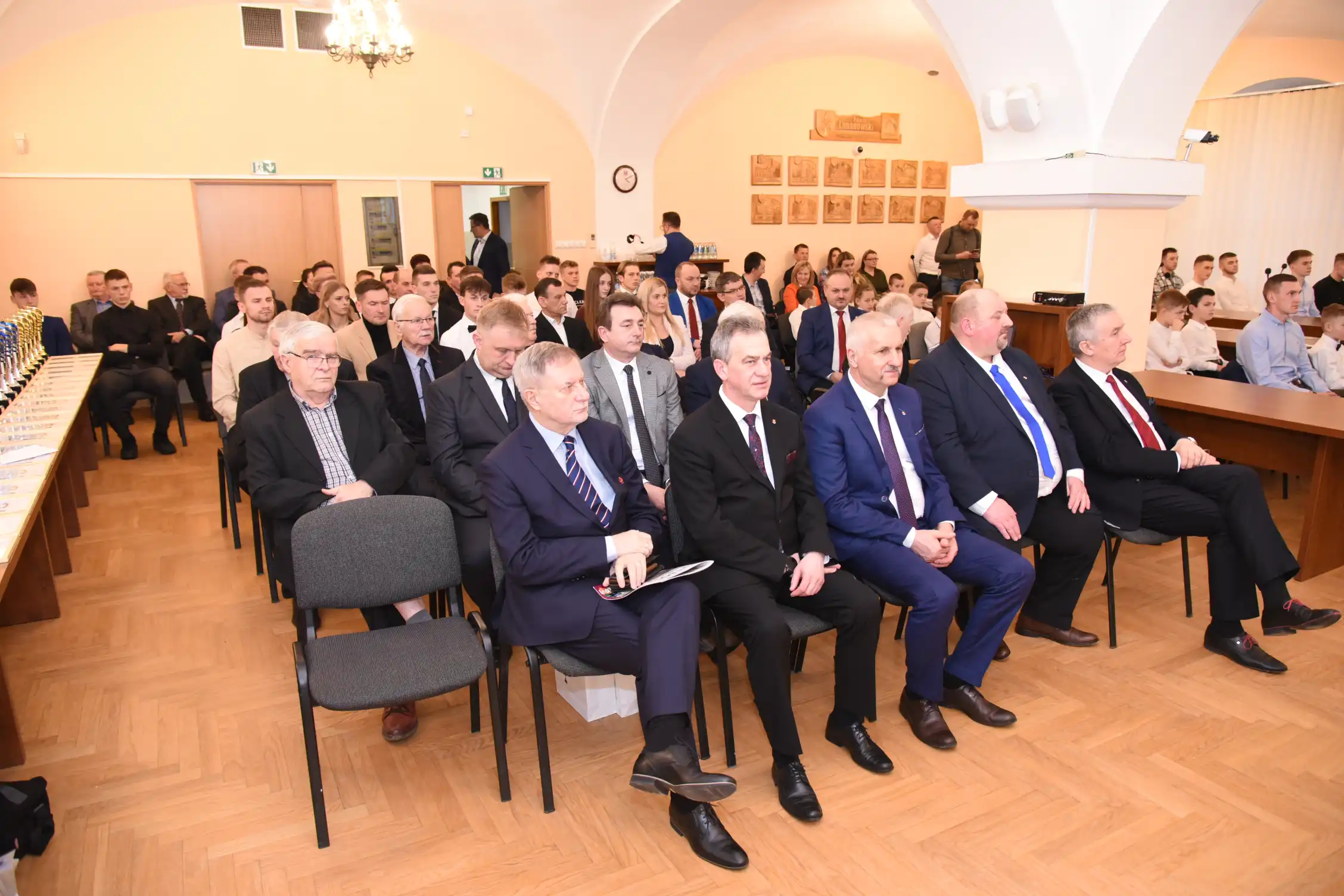 Rozstrzygnięto Plebiscyt na Najpopularniejszego Trenera i Piłkarza Ziemi Limanowskiej 2022 roku