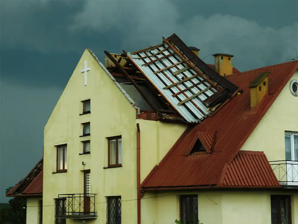 Gigantyczne zniszczenia po przejściu nawałnicy w Librantowej [Zdjęcia i Film]