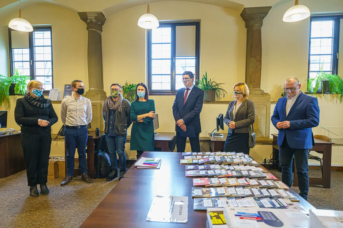 Sądecka Biblioteka Publiczna będzie bardziej dostępna dla osób z niepełnosprawnościami oraz seniorów