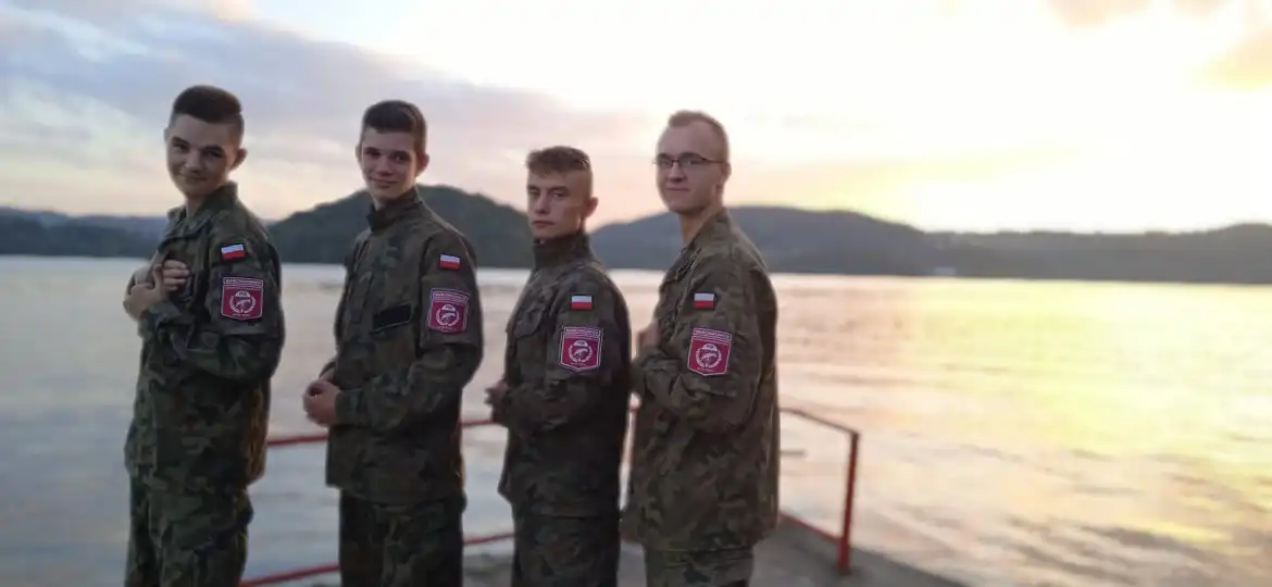 Na tym obozie przyszli policjanci i wojskowi przeszli prawdziwą szkołę życia