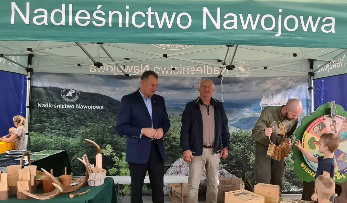 Piknik Rodzinny w hali Powiatowego Centrum Sportu w Marcinkowicach