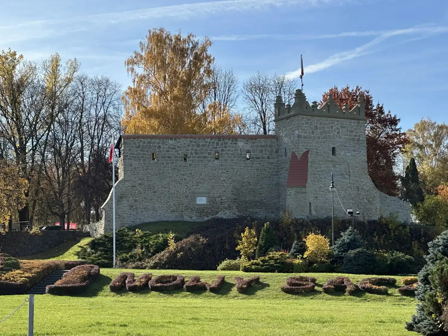 Królewska rezydencja nad Dunajcem. Jaką rolę pełnił zamek w Nowym Sączu?