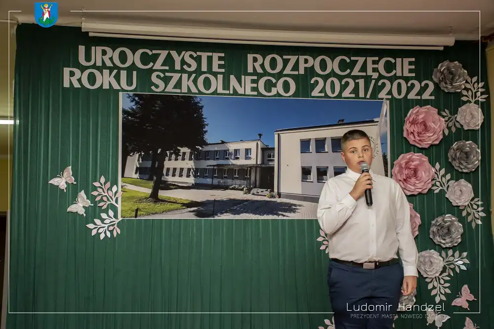 Uczniowie ze Szkoły Podstawowej nr 6 rozpoczynają naukę w wyremontowanym budynku
