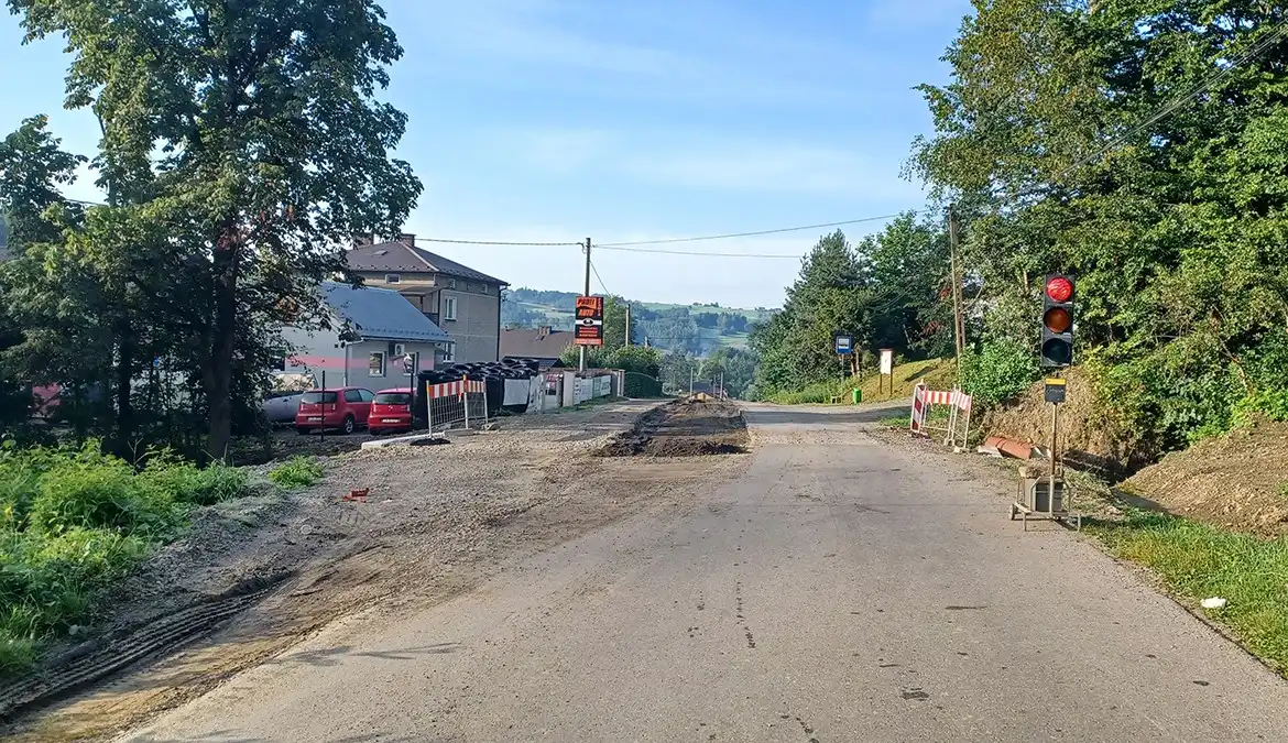 Trwa kolejny etap prac na remontowanej drodze powiatowej Paszyn – Mogilno – Krużlowa