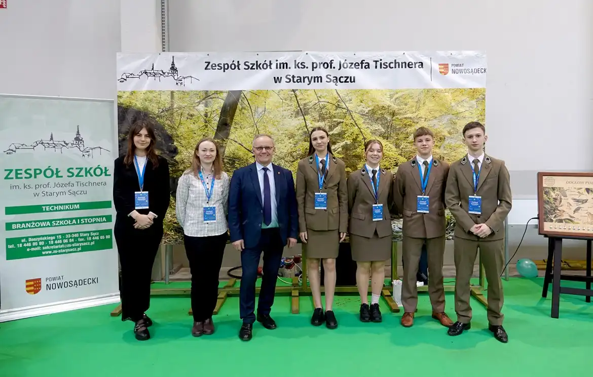 Powiatowe szkoły na Festiwalu Zawodów w Krakowie. Suże zainteresowanie uczniów