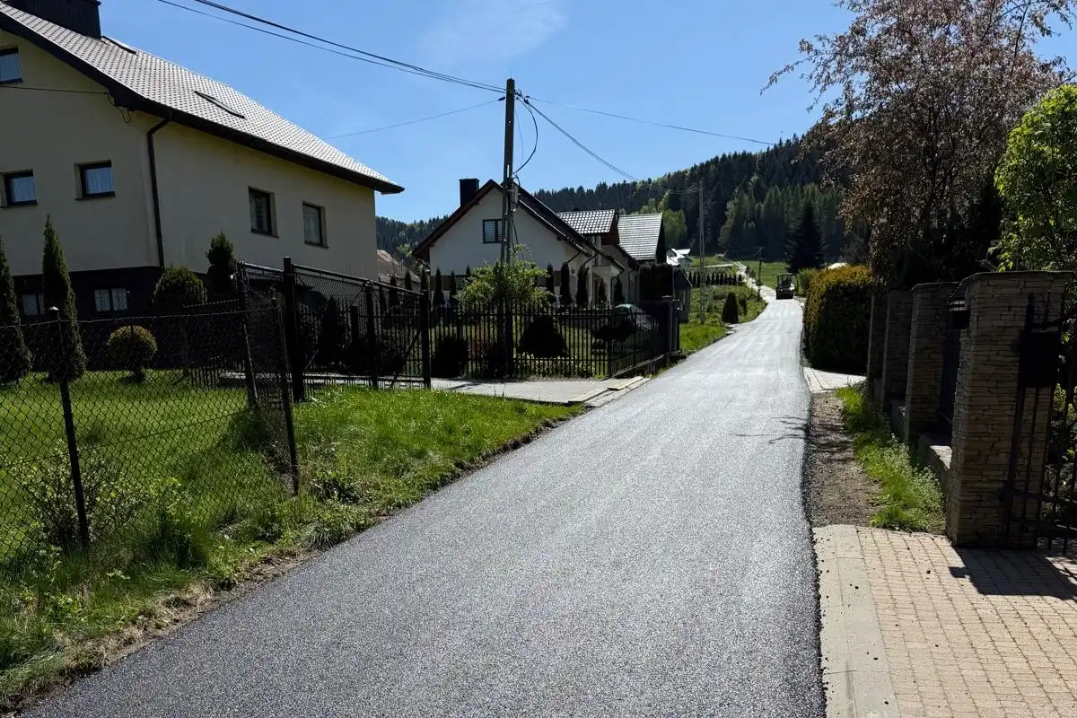 Kamionka Wielka inwestuje w drogi. Prace na Cempówce idą pełną parą