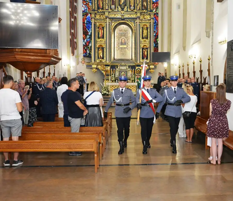 Uroczysta msza święta zainaugurowała sądeckie obchody święta Policji