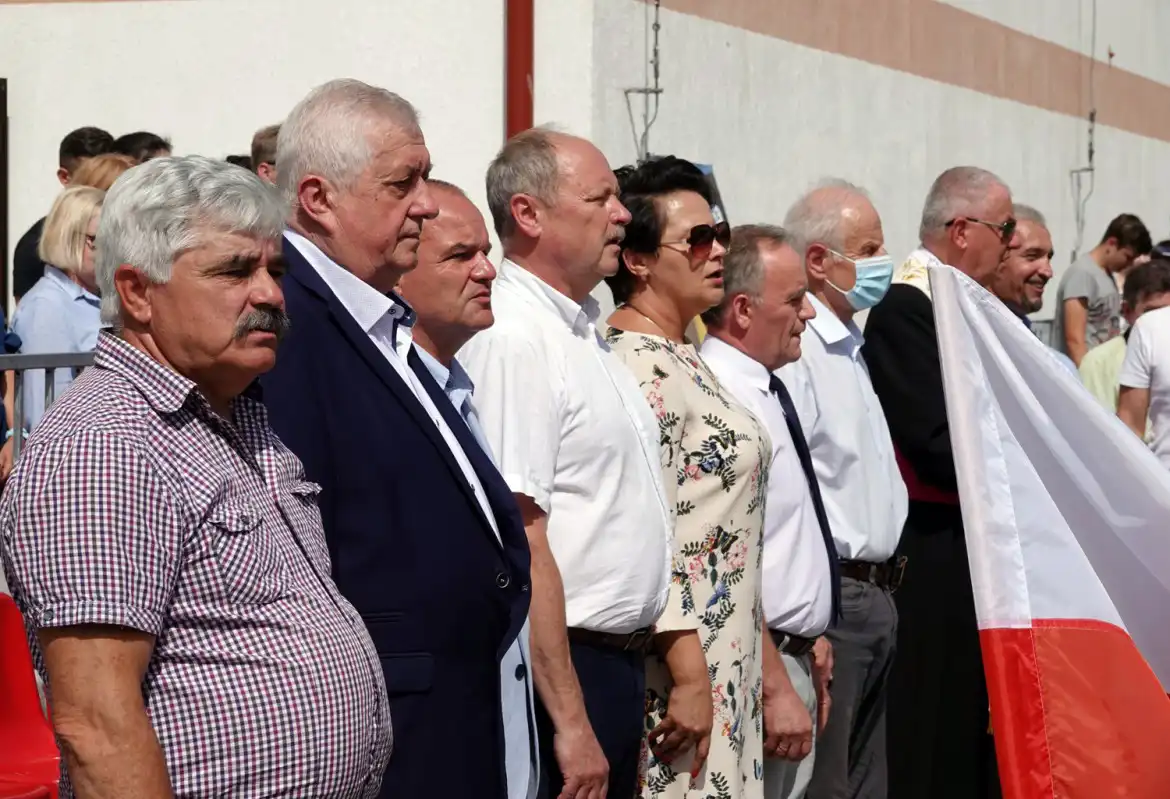 Nowoczesne boisko przy powiatowym ZSZ w Grybowie oficjalnie otwarte