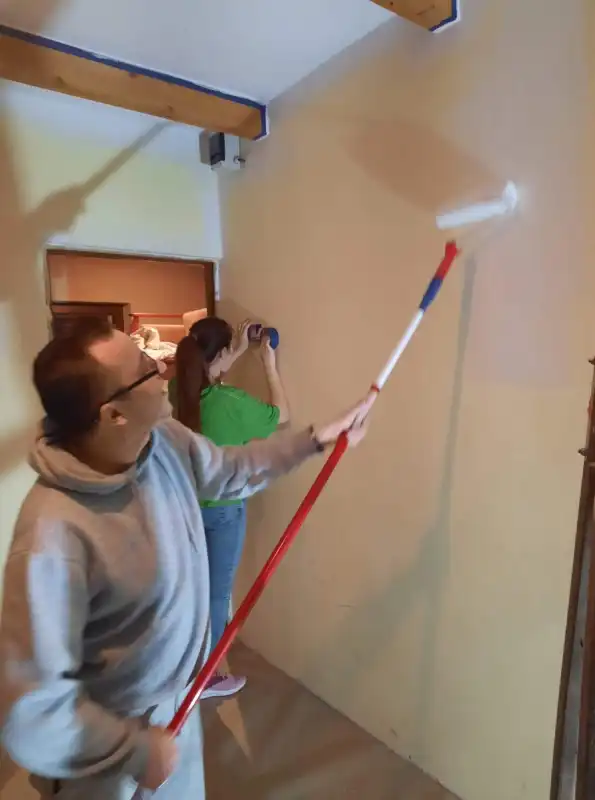 W Korzennej remontują lokal dla uchodźców z Ukrainy