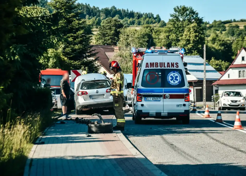 Wypadek na DK28 w Mszanie Dolnej. Wśród poszkodowanych dziecko
