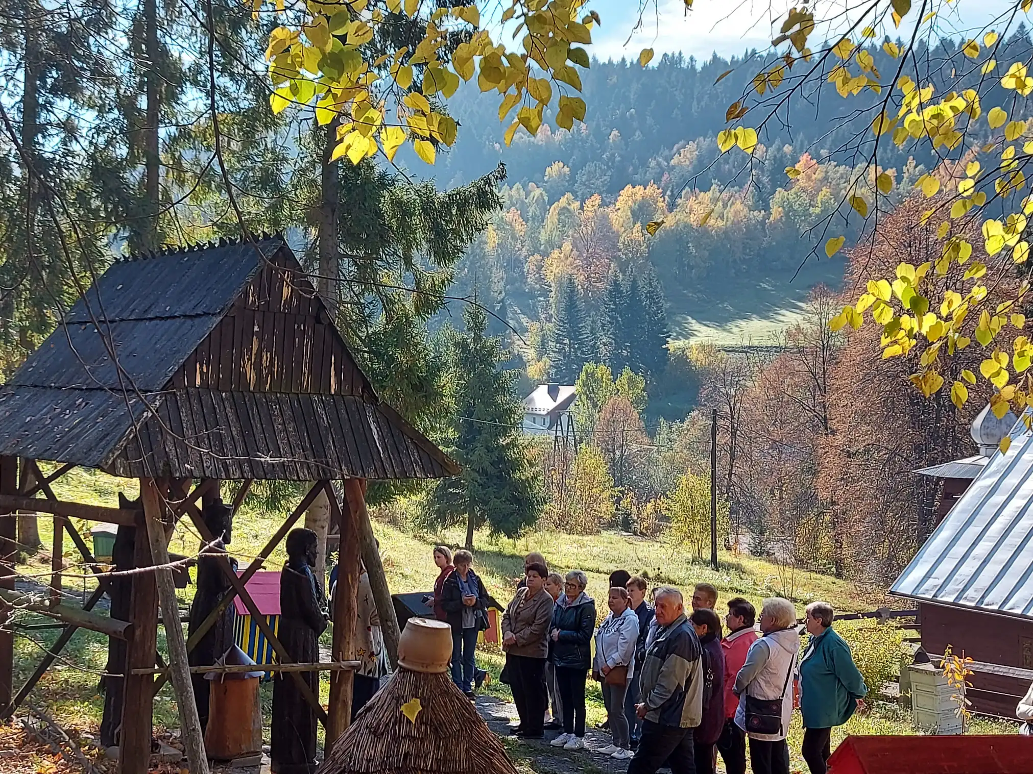 Stowarzyszeni dla Sądeckiej Ziemi z dofinansowaniem do projektu „Czym Małopolska Pszczoła może zachwycić seniora?”