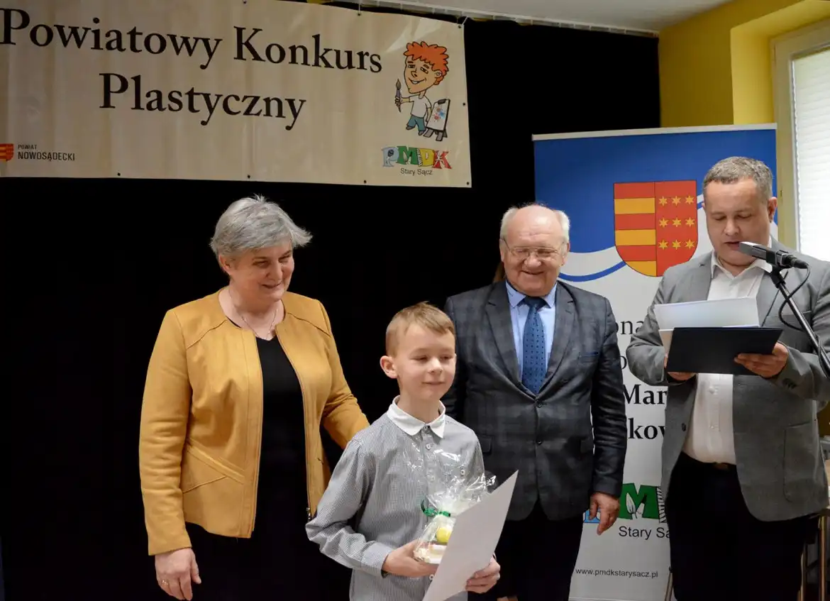 Zakończył się XVII Powiatowy Konkurs Plastyczny “Przyroda budzi się do życia”. Wpłynęło ponad tysiąc prac