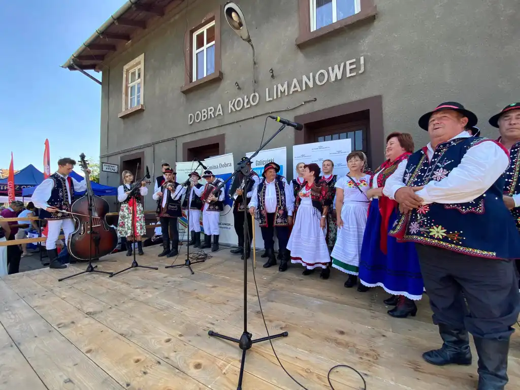 Pociąg RETRO i bicie światowego rekordu. X Galicyjski Piknik Kolejowy w Dobrej