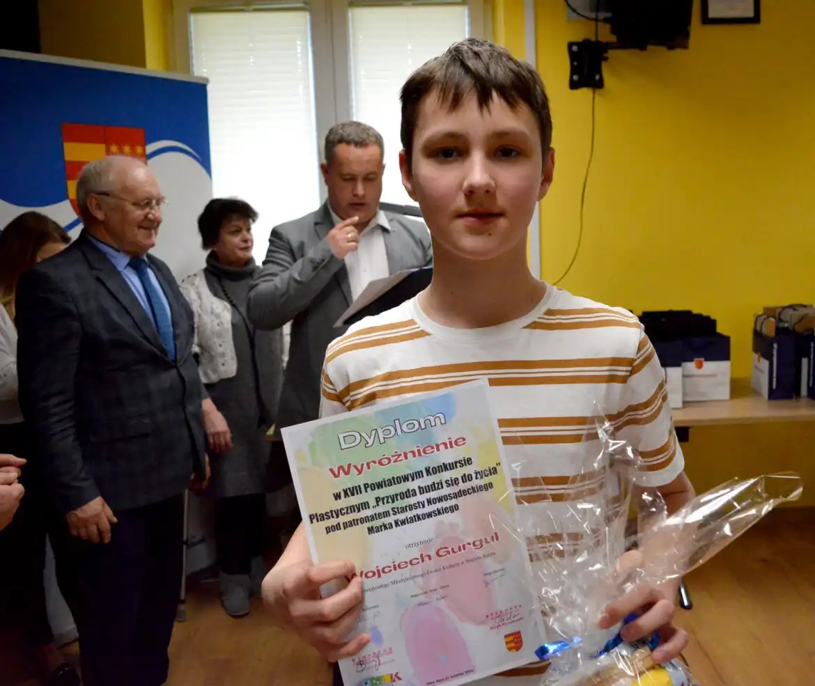 Zakończył się XVII Powiatowy Konkurs Plastyczny “Przyroda budzi się do życia”. Wpłynęło ponad tysiąc prac