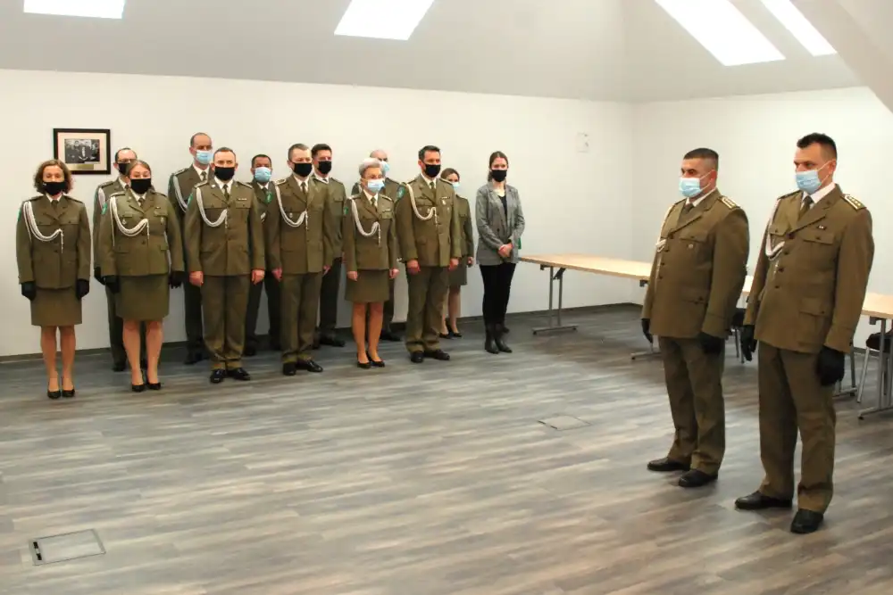 Po latach służby pożegnali się z mundurem