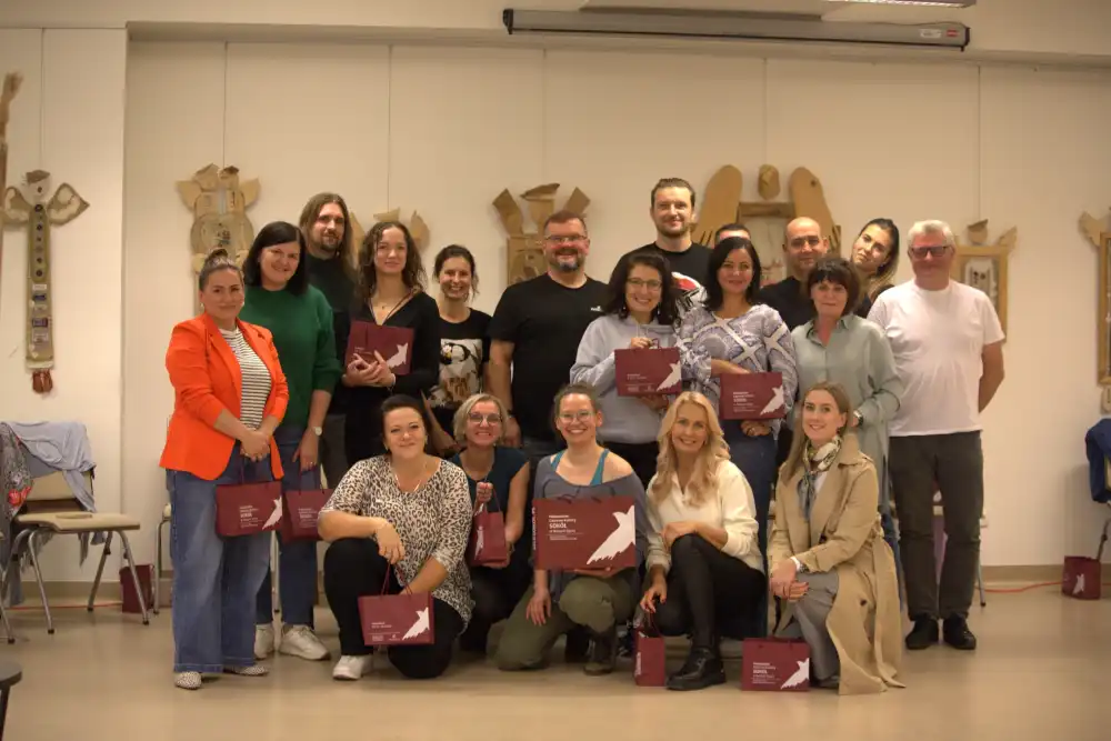 Warsztaty teatralne w Brzesku. Tworzenie postaci od wyobraźni do sceny