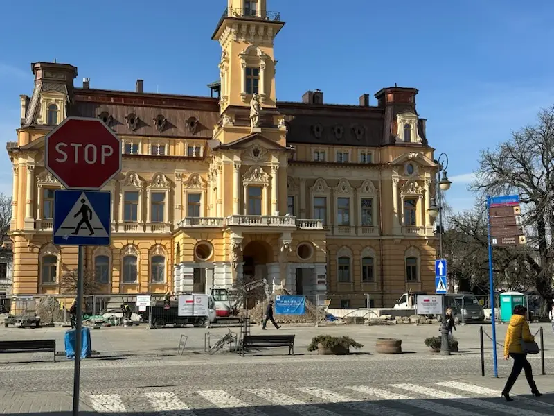 Ponad 706 tysięcy złotych na nagrody w Urzędzie Miasta Nowego Sącza w 2025
