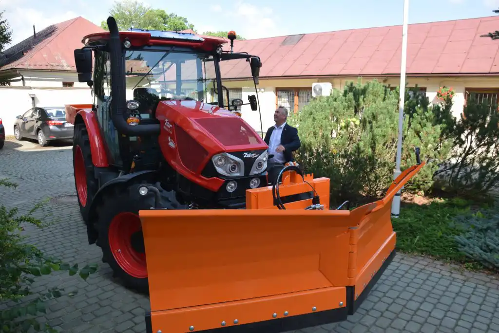 Miejski Zakład Gospodarki Komunalnej w Starym Sączu ma nową maszynę