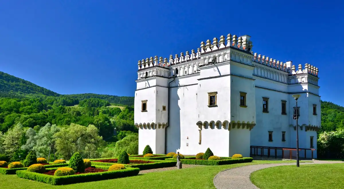 7 września otwarcie wystawy plenerowej pt. "Skarby drewnianej architektury sakralnej"