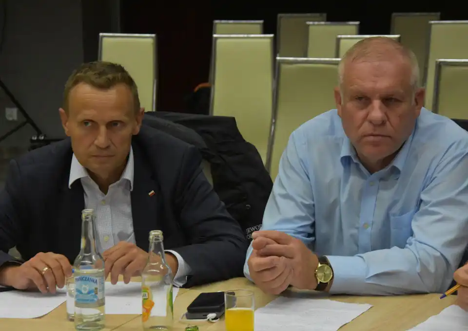 Trąba powietrzna w powiecie nowosądeckim: w Mogilnie odbyło się posiedzenie sztabu kryzysowego