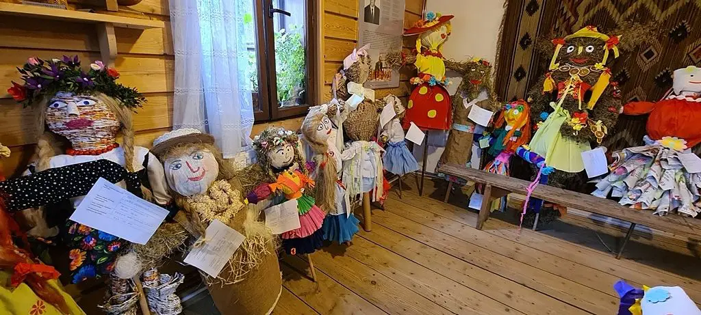 W Skansenie Wsi Pogórzańskiej w Szymbarku zorganizowano wystawę marzann