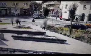 Wypadek na rynku w Limanowej. Samochód potrącił 18-latkę