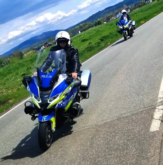Motocykliści wracają na drogi. Policja apeluje o rozsądek