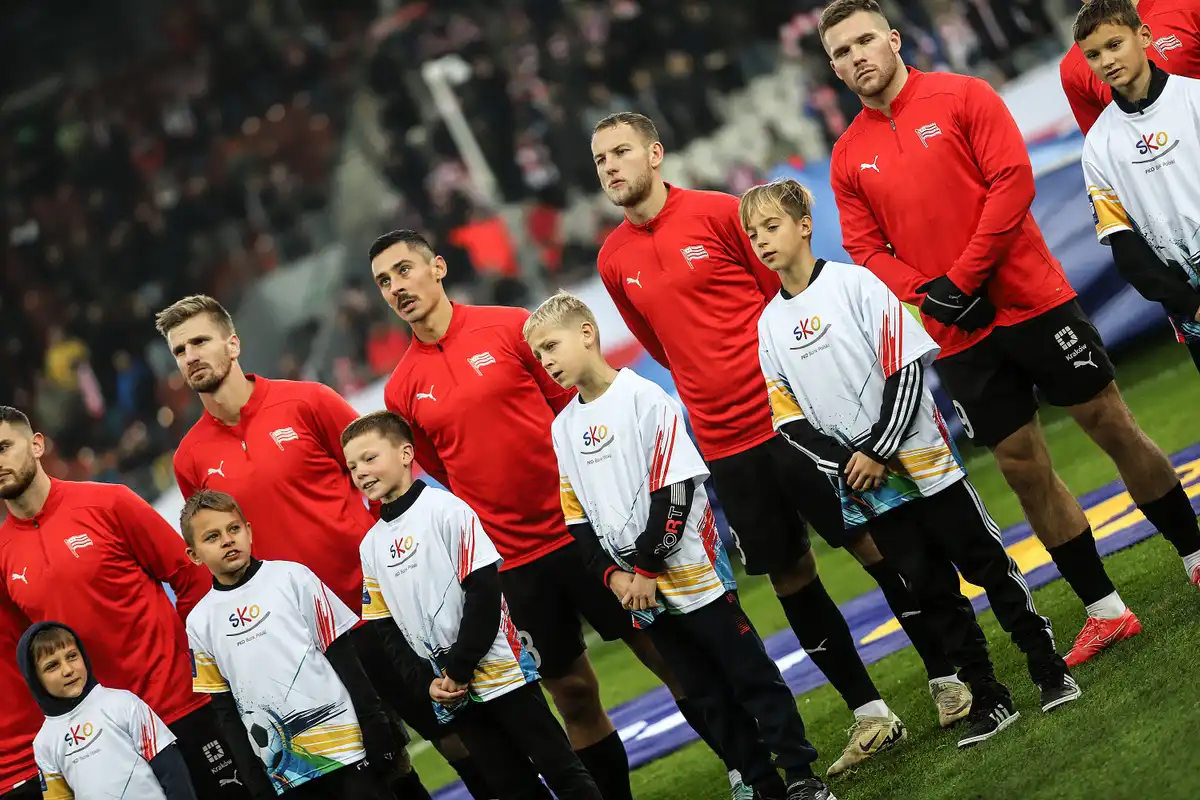 Dziecięca Eskorta z Tęgoborzy na Stadionie Cracovii. Niezapomniana przygoda