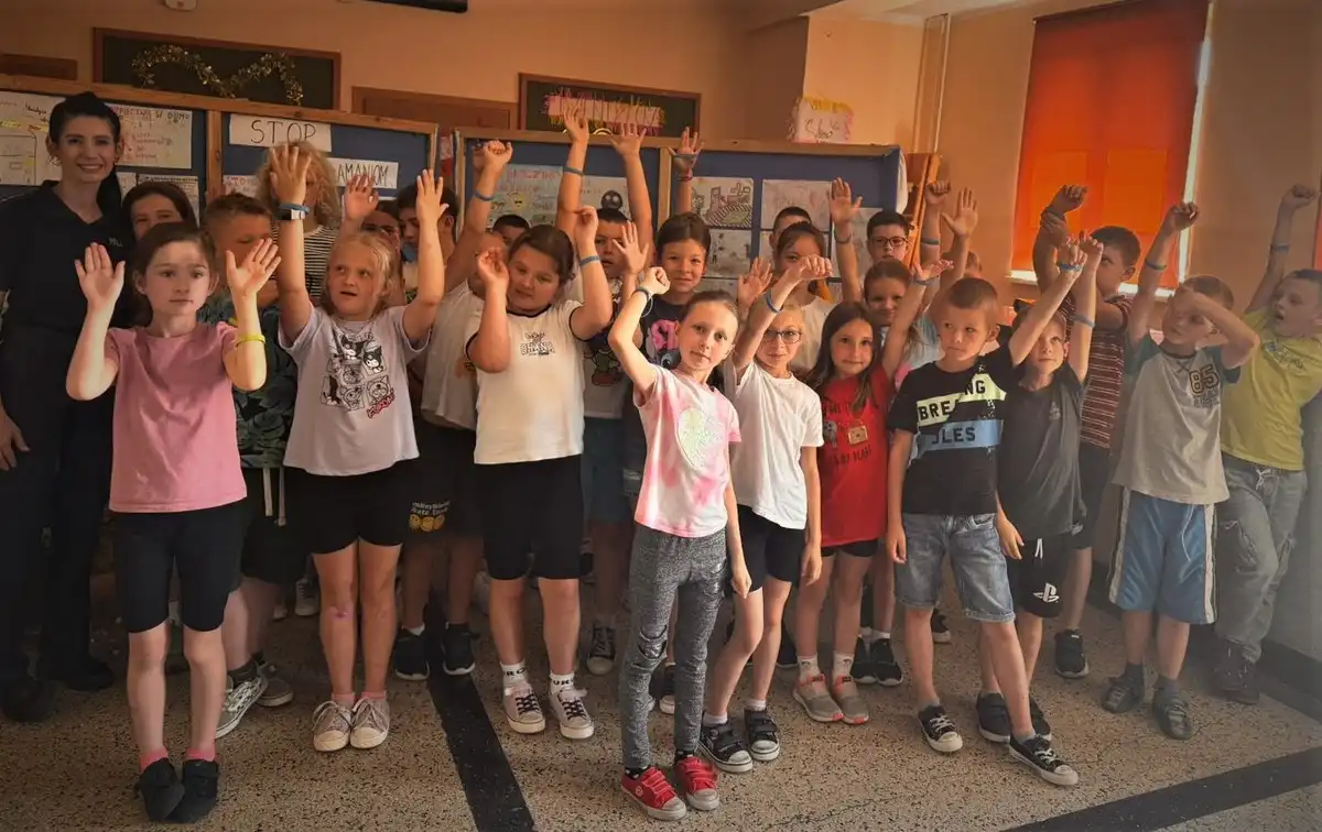 Uczymy dzieci dbać o bezpieczeństwo – akcja profilaktyczna w SP nr 2 w Męcinie