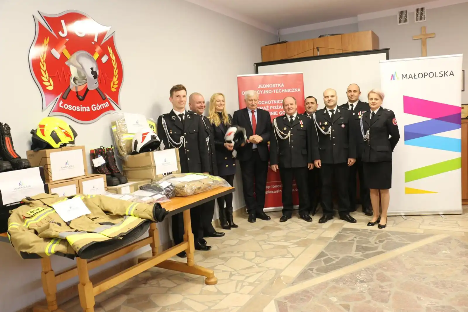 OSP Limanowa i OSP Łososina Górna otrzymały nowe umundurowanie
