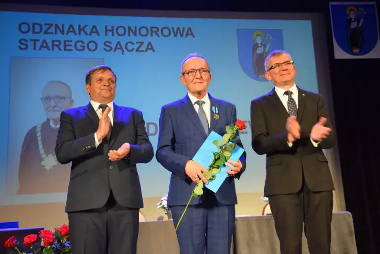Wręczono Honorowe Odznaki Starego Sącza