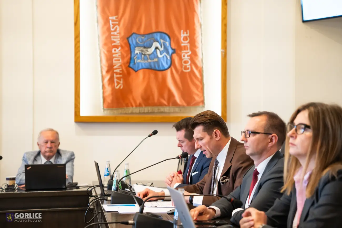 Wotum zaufania dla burmistrza Gorlic. Radni ocenili wykonanie budżetu