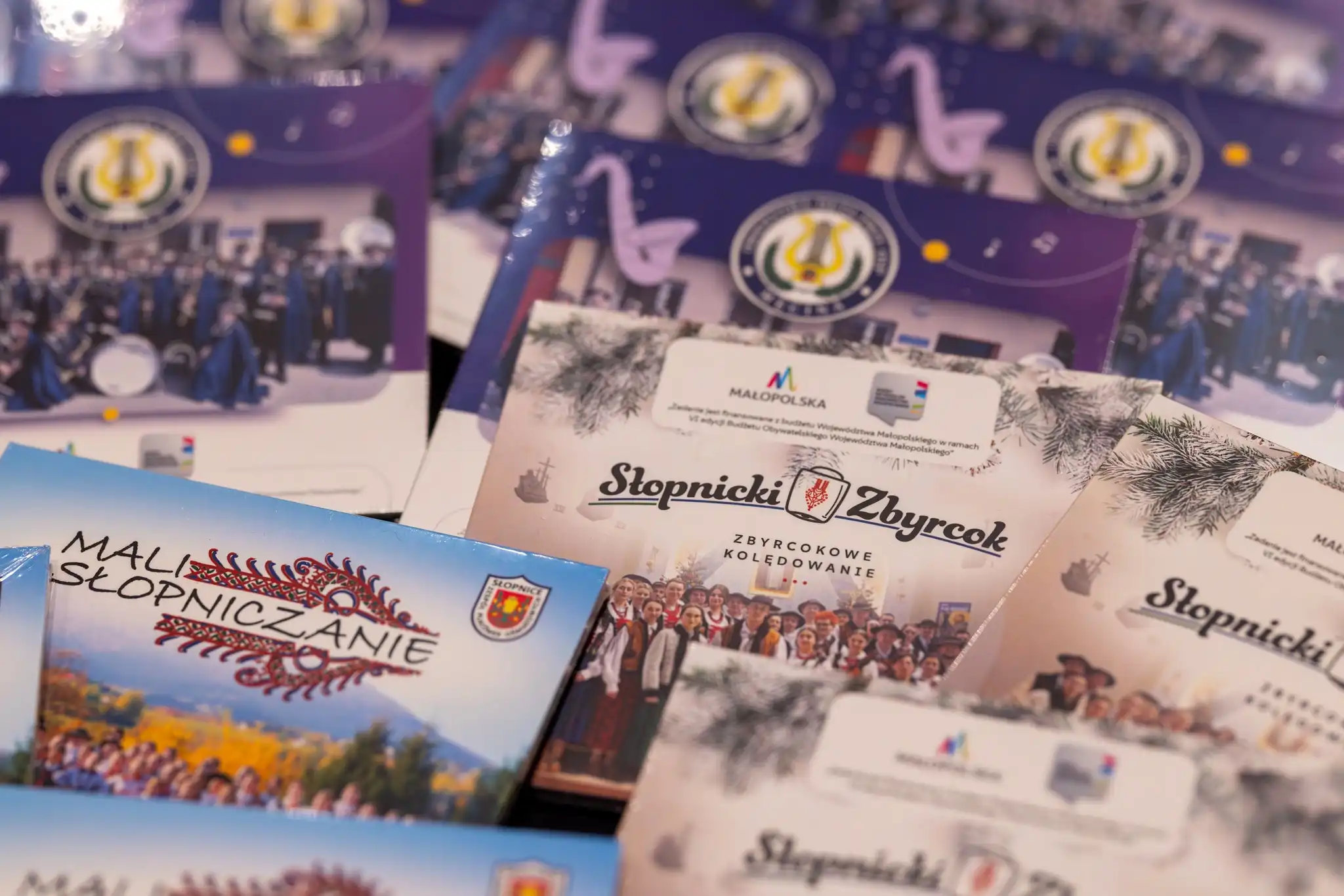 „Otwórz okno na kulturę!”. Nowe płyty z muzyką regionalną w Gminie Słopnice