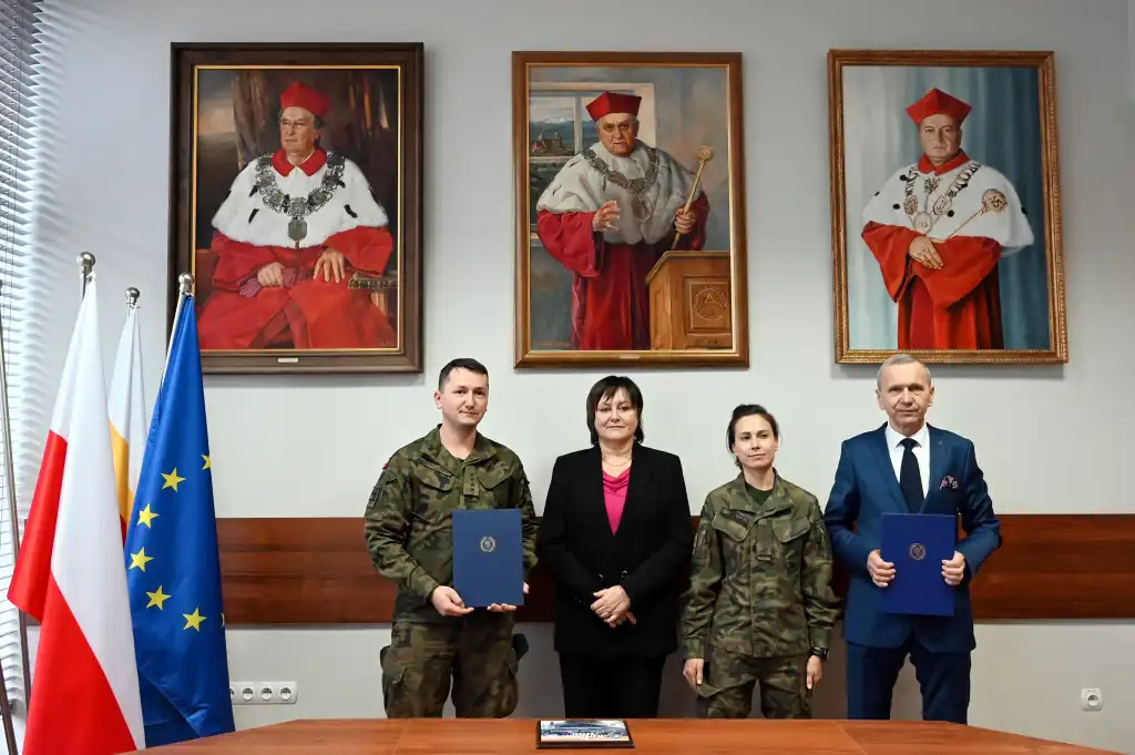 Wojsko i uczelnia razem dla obronności i patriotyzmu