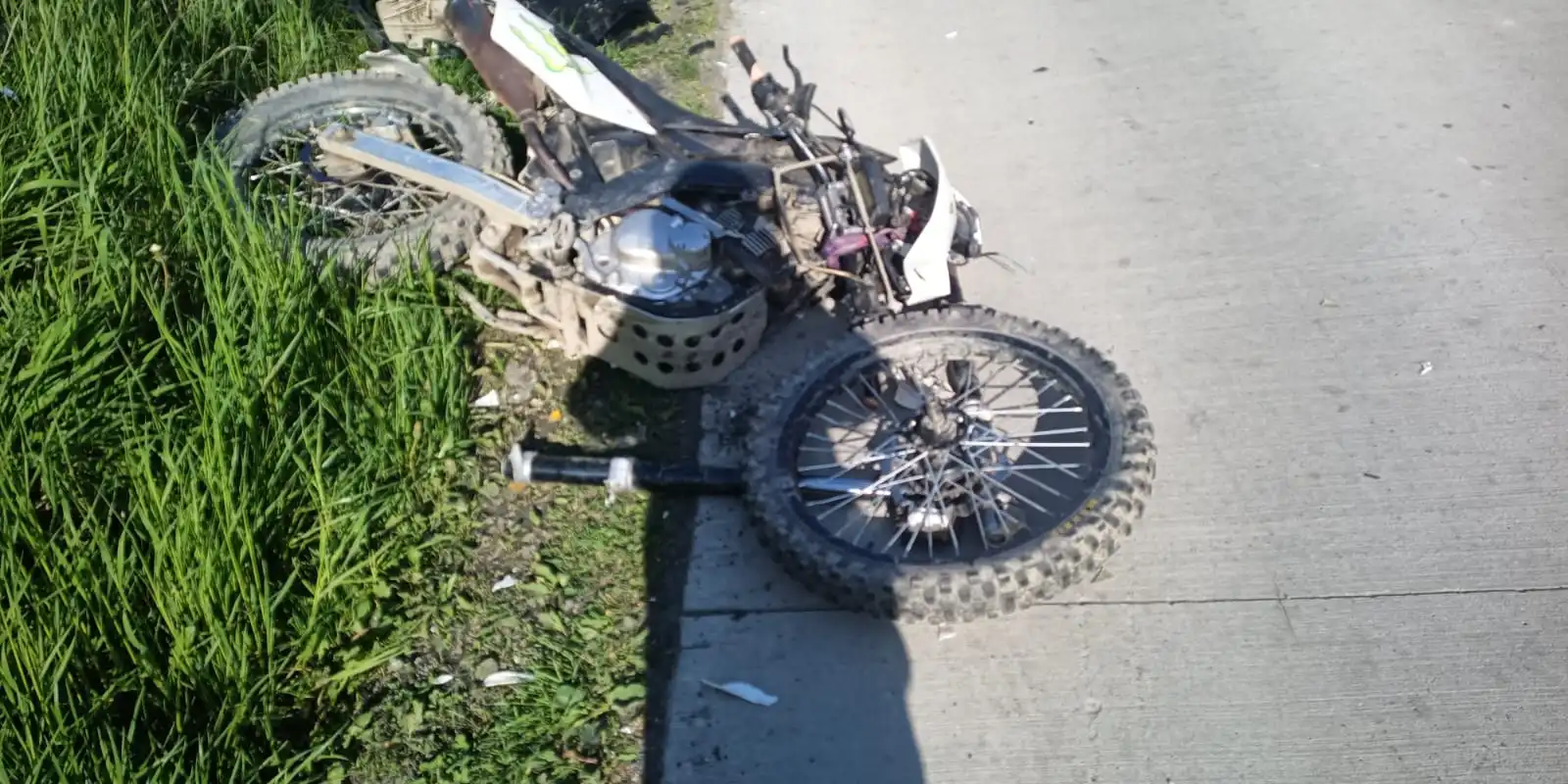 Wola Piskulina: Osobówka zderzyła się ze skuterem. Poszkodowany 22-latek trafił do szpitala