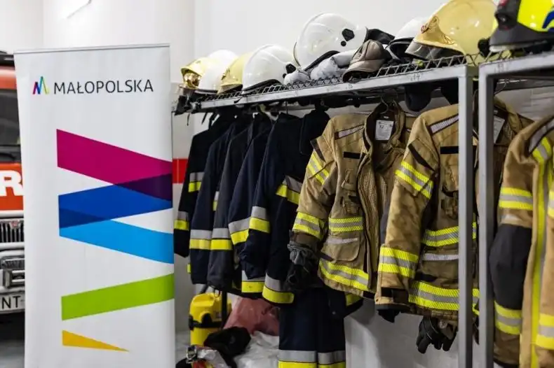 Strażacy ochotnicy z Małopolski otrzymają niemal 2,8 mln zł wsparcia – na nowy sprzęt i szkolenia