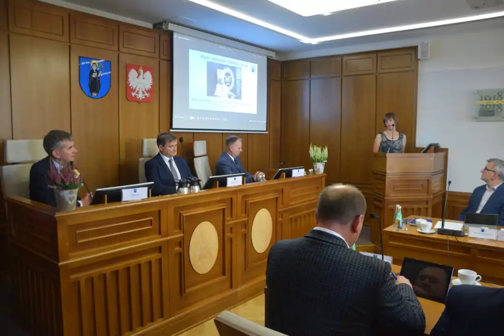 Rada Miejska w Starym Sączu przyznała pośmiertnie Medal Honorowy prof. Józefowi Wojnarowskiemu