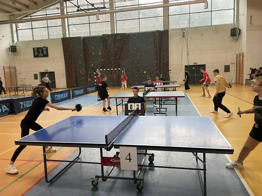 XII Powiatowy Turniej Tenisa Stołowego dla MDP. Sportowa pasja i rywalizacja