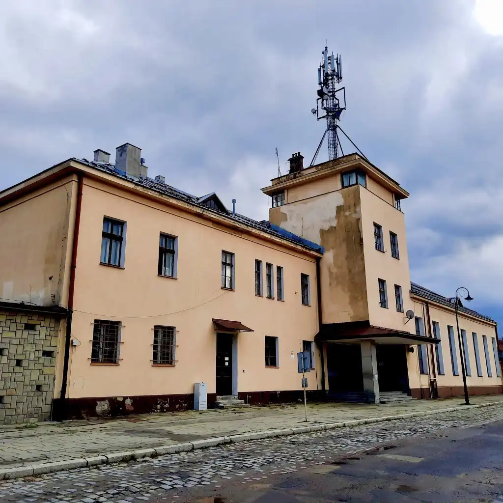 Dworzec PKP w Krynicy-Zdroju doczeka się modernizacji. Ogłoszono przetarg