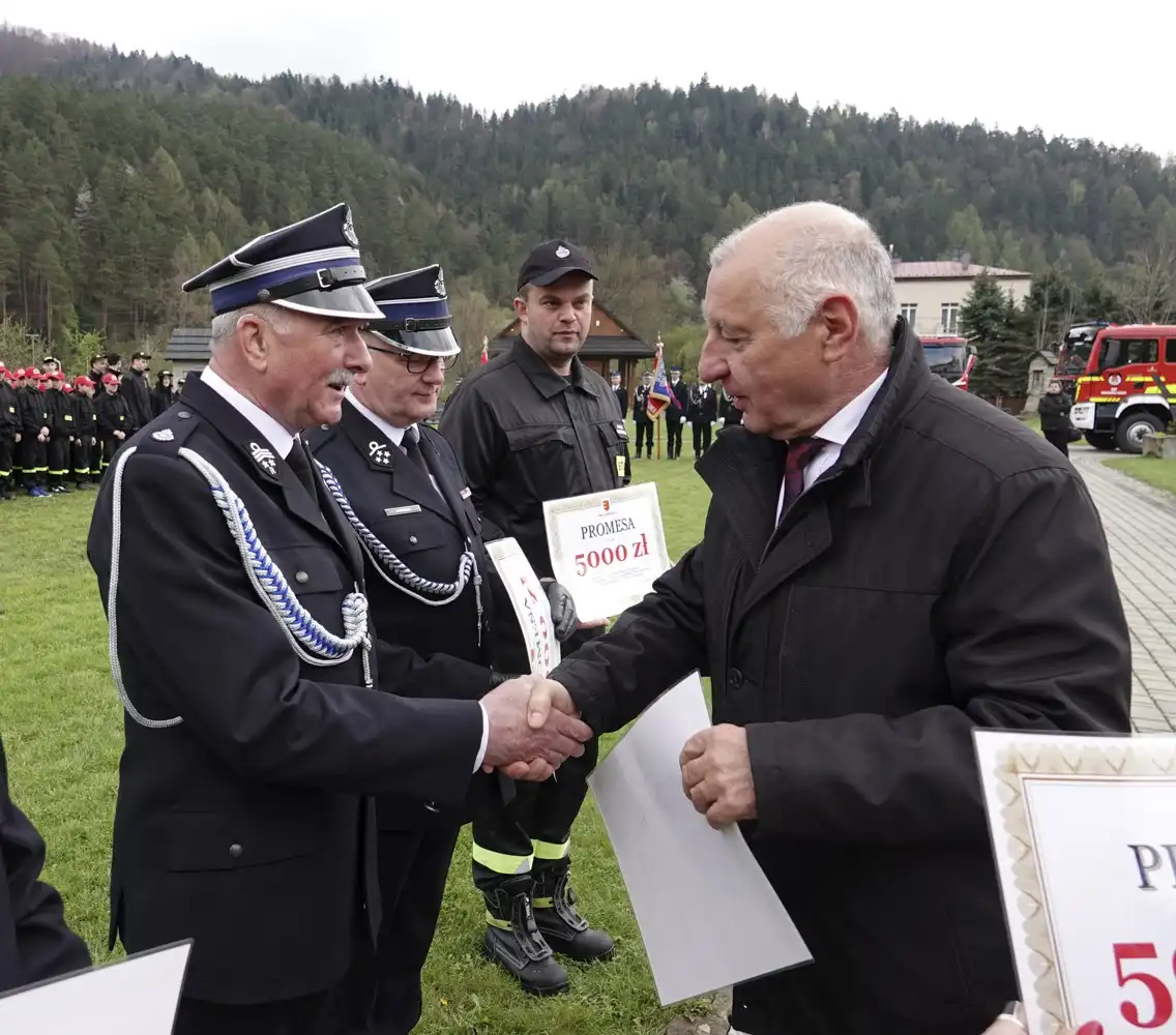 Ponad 25 tysięcy złotych dla ochotników z gminy Piwniczna i Rytro