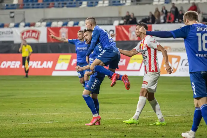 Zwycięski mecz z Resovią. Drużyna Sandecji wraca z Rzeszowa z kompletem punktów