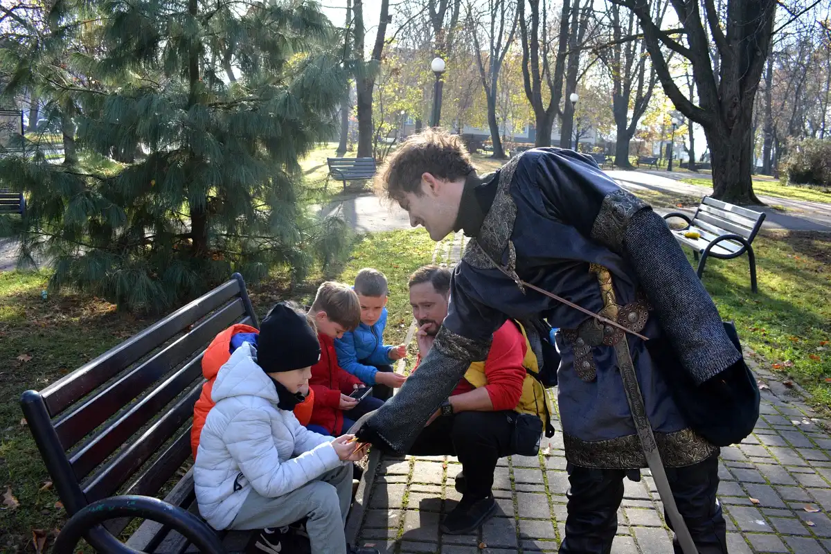Nowosądecka młodzież świętuje 732 lata miasta. Gra terenowa „Sądeckie denary”